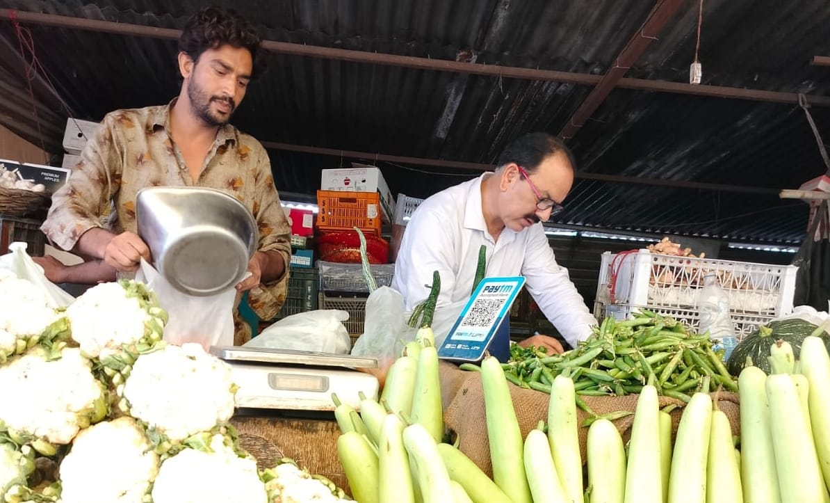 dfc cheking vegetable shops in nahan
