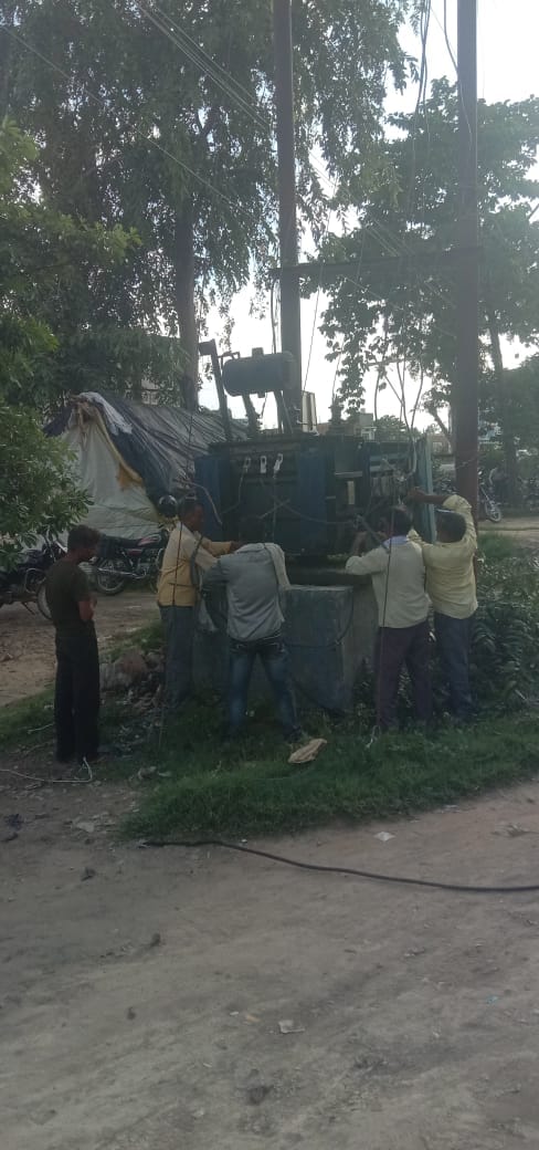 250 villages did not get electricity even for three hours in three days