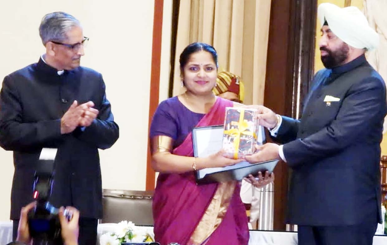 Saendha Chauhan got two awards including gold medal