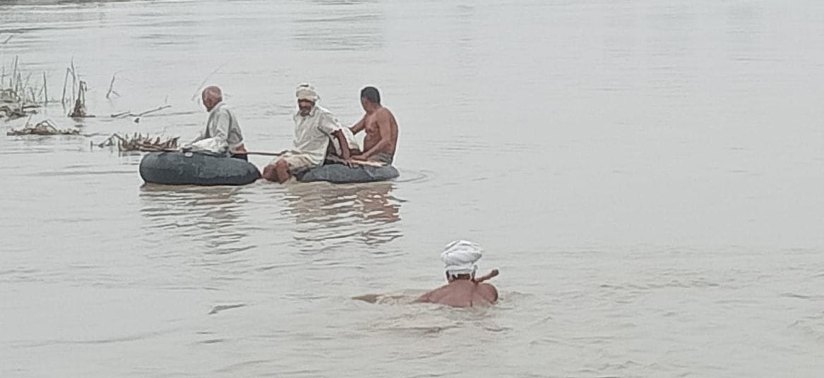 Villagers are taking risk in hurry to reach home
