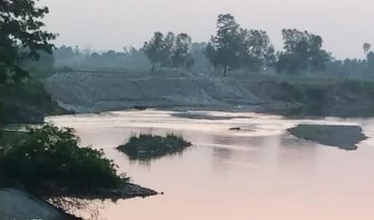 Nepal is also getting bamboo crates installed to stop erosion of Noman's land