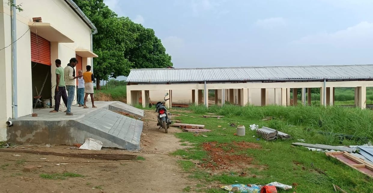 Large cow conservation center of Kosam Inam could not be built in two years