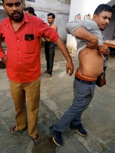 Driver and conductor were beaten with pipe in the bus of Bareilly depot