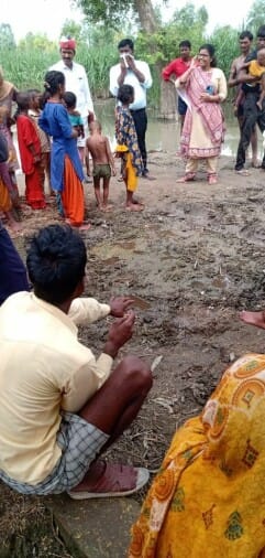 Flood victims battling hunger, disease and darkness