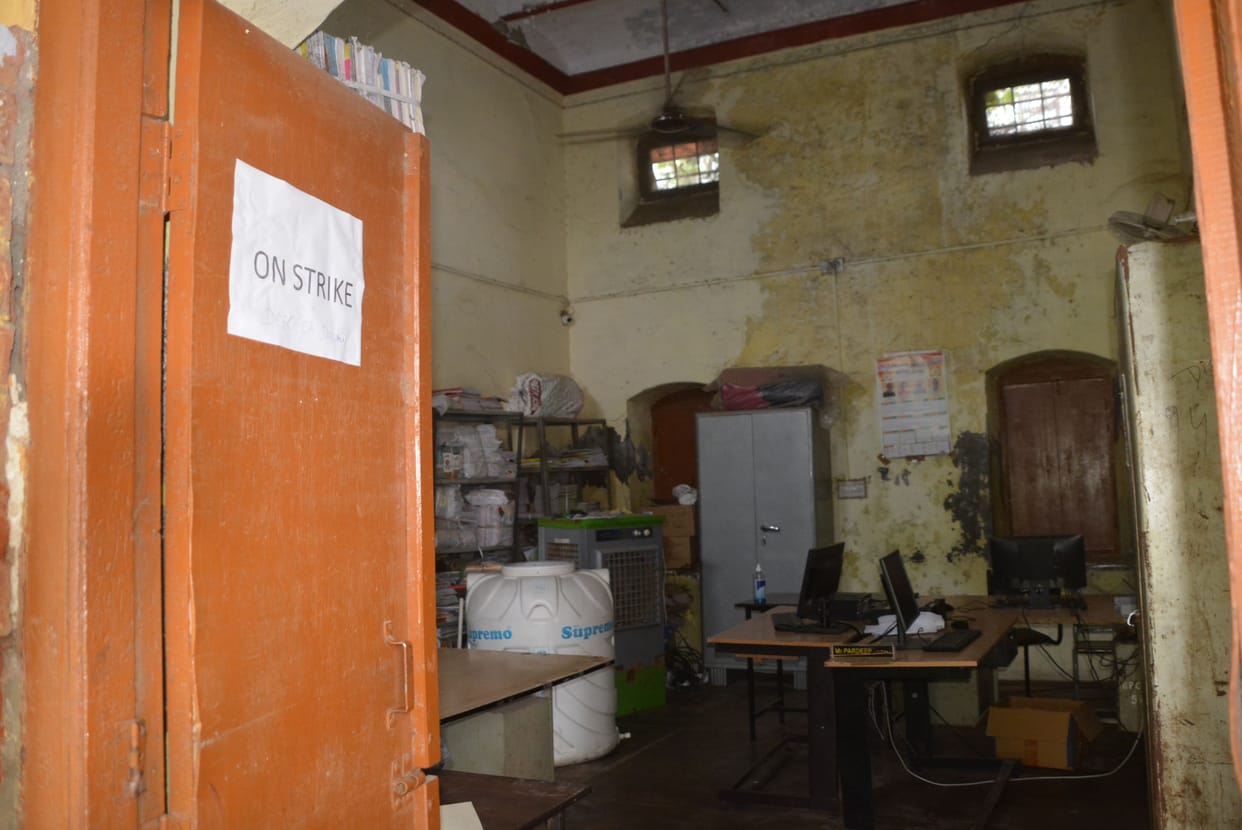 161 clerks of education department on strike for 31 days, most of the work affected