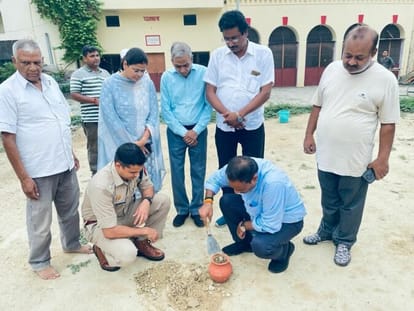 DM put soil in the urn with SP and DFO