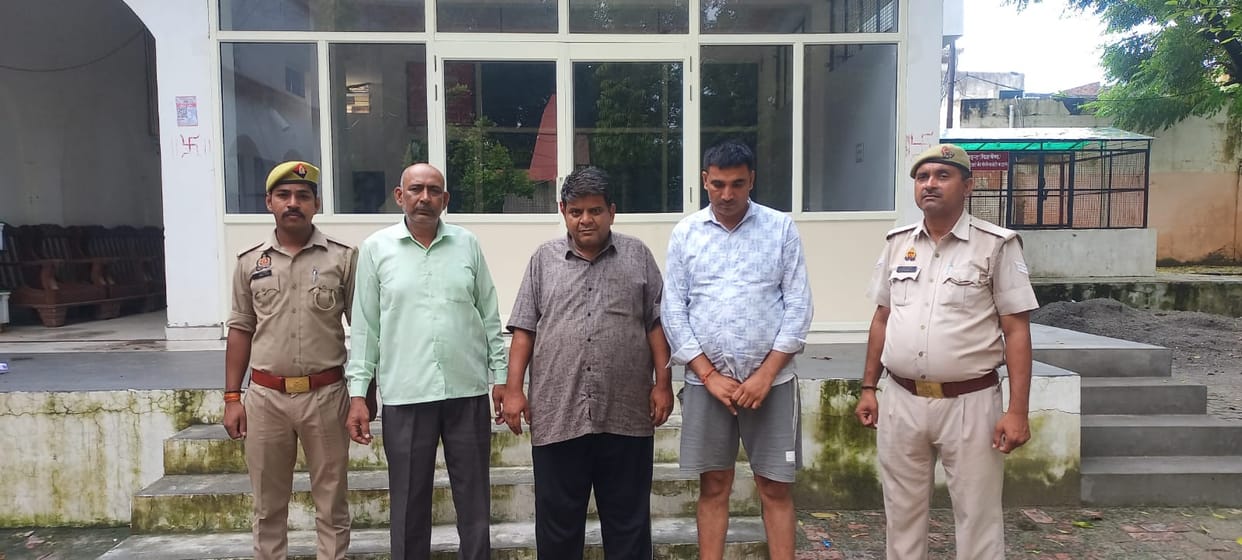 Five accused including ARTO driver arrested
