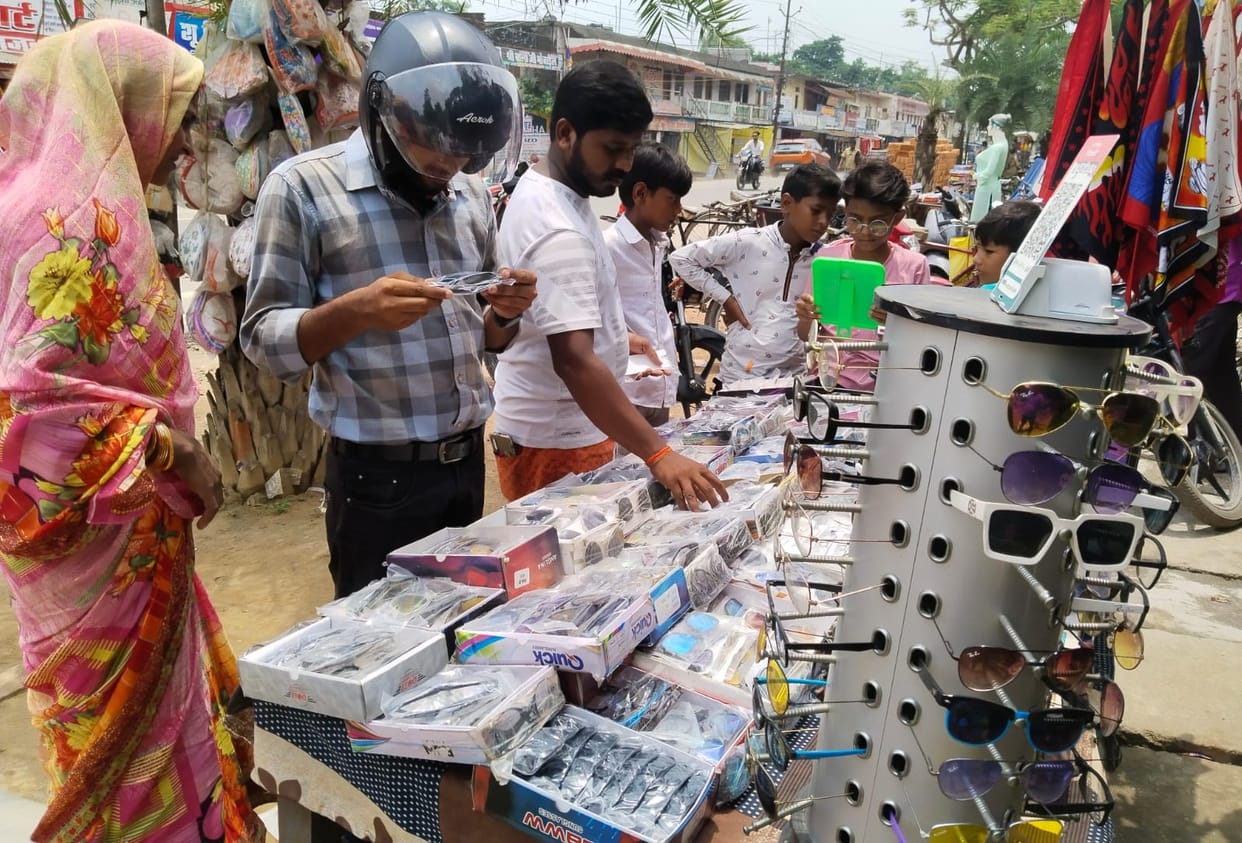 Five lakh glasses were sold in the city due to eye flu
