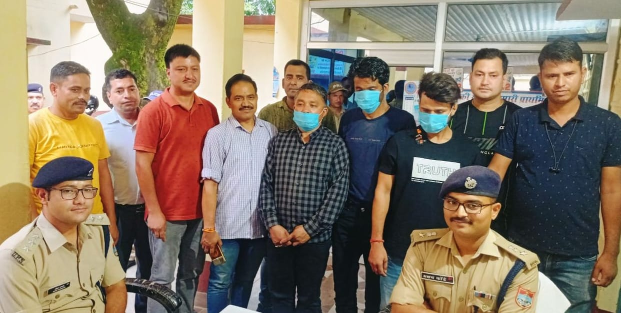 Three arrested with bear bile