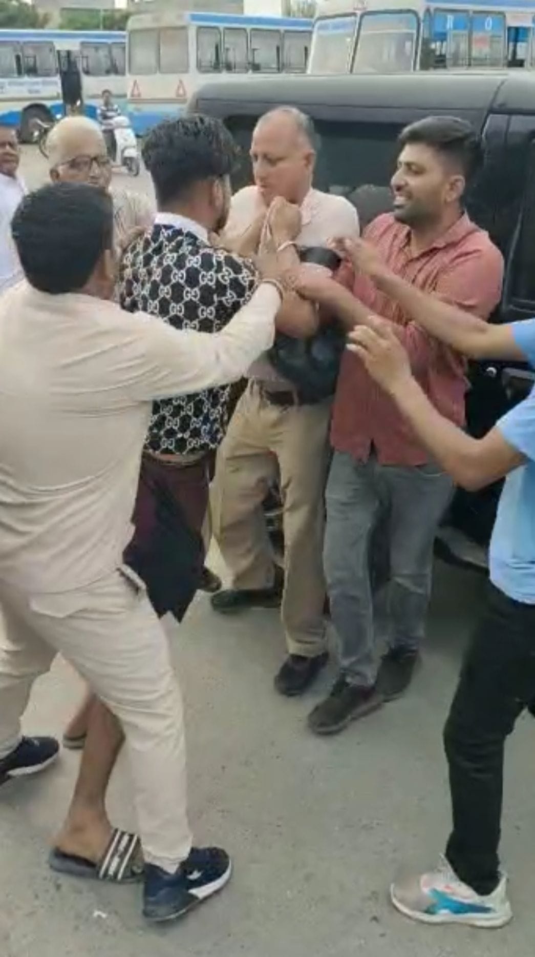 Vehicle stuck in bus stand, controversy over protest
