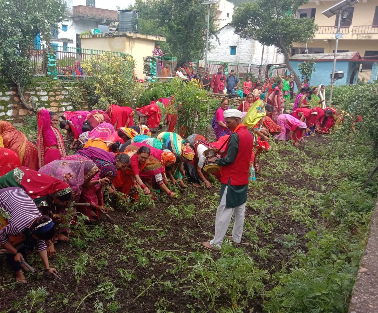 Daina Hoya Bhoomi Ka Bhoomi Yala Deva Ho...