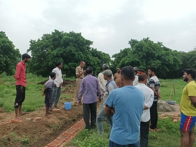 People of two communities face to face regarding illegal construction