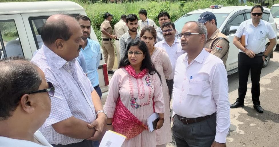 DM Inspects Jaspur CHC