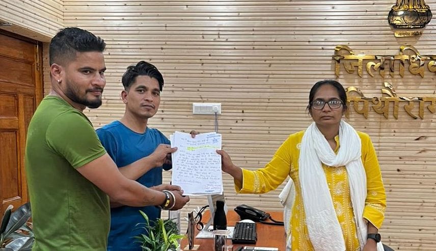 Demand for road construction, memorandum submitted to DM