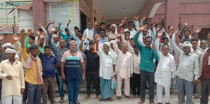 People of two villages protested when traffic stopped due to waterlogging