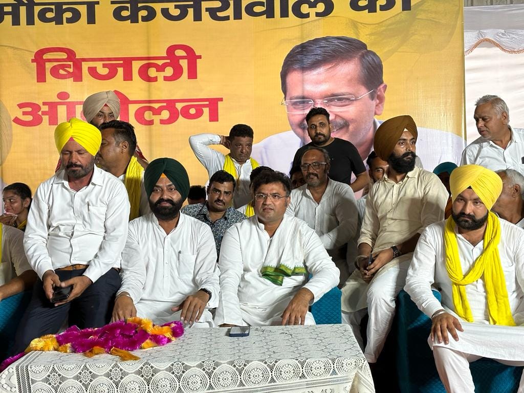 Government has not given compensation to farmers for one year: Ashok Tanwar