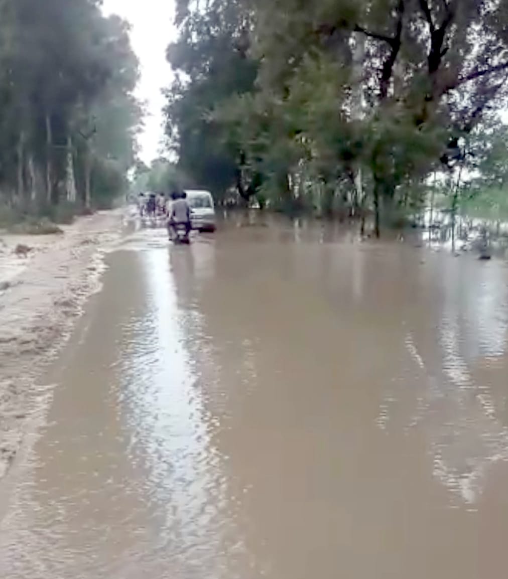 Link road of Kho river bridge in Badhapur washed away in water