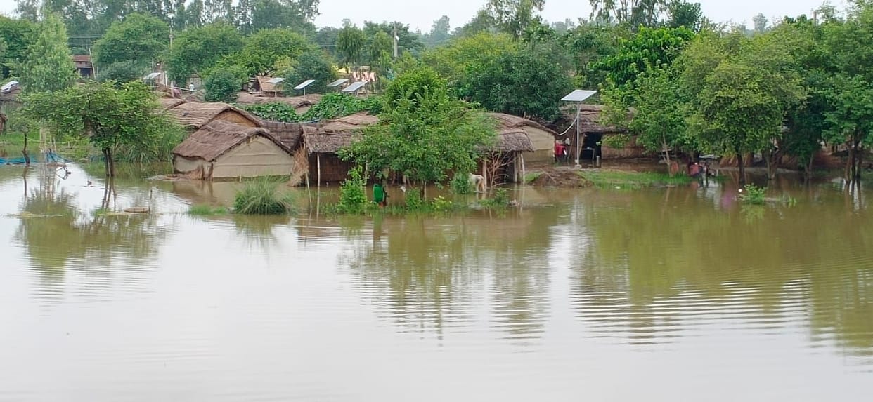 Scene of devastation in villages due to Saryu's attitude, Manjha residents in fear