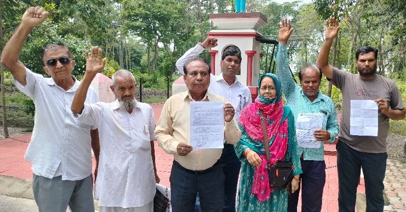 Demand to get back the amount sunk in chit fund companies