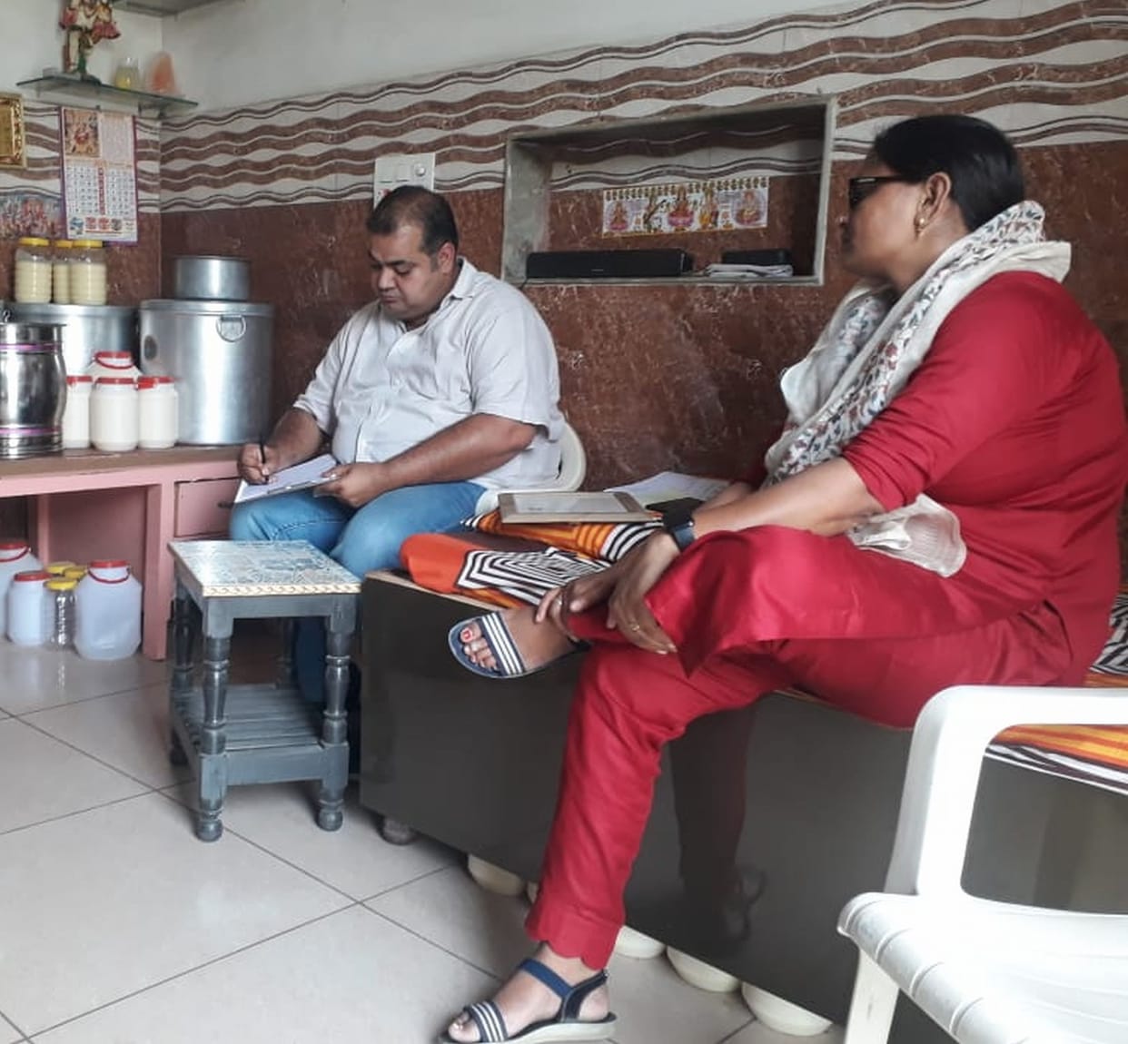 Chief Minister's flying squad did not get cleanliness at dairy, filled samples of ghee