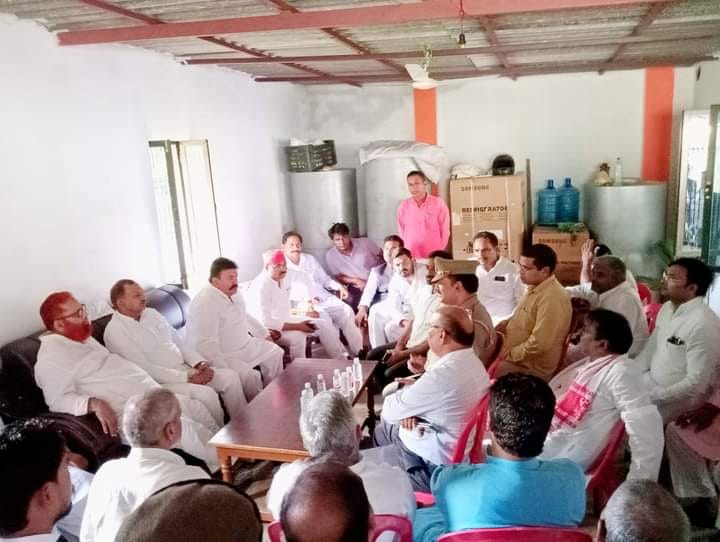 sp workers met kamlesh family