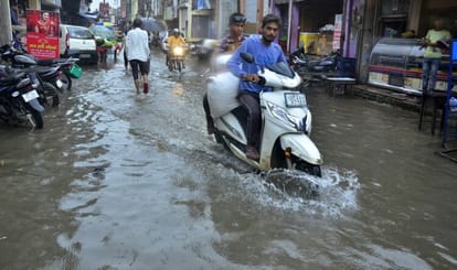 Cloudy throughout the day, rain for one and a half hours in the evening