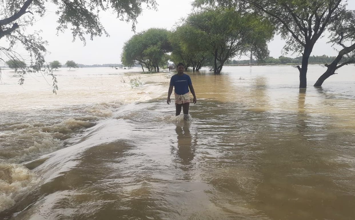 20 villages surrounded by flood water due to overflow in hill drain
