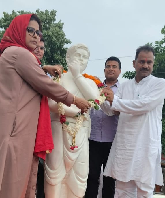 Chandrashekhar Azad's sacrifice cannot be forgotten