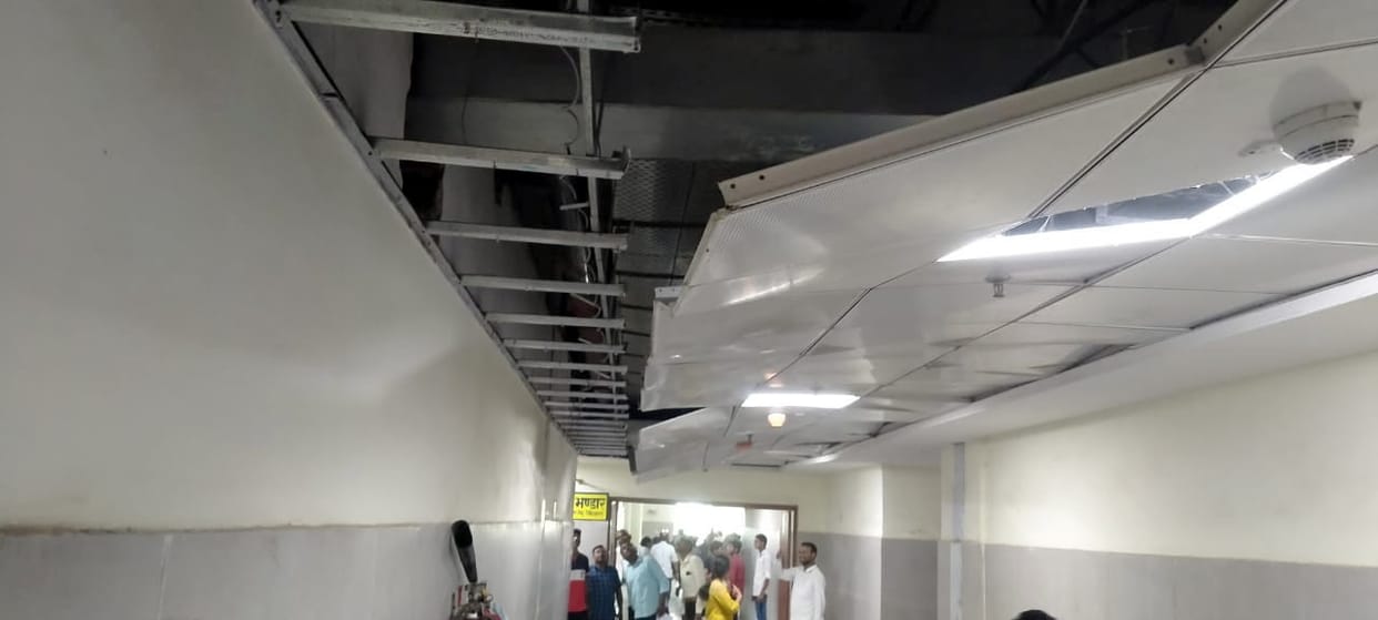 MCH Wing: False ceiling started falling within a year