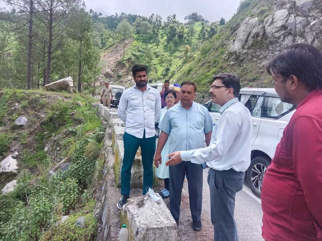 Strong arrangements should be made at sensitive places of NH: Pandey