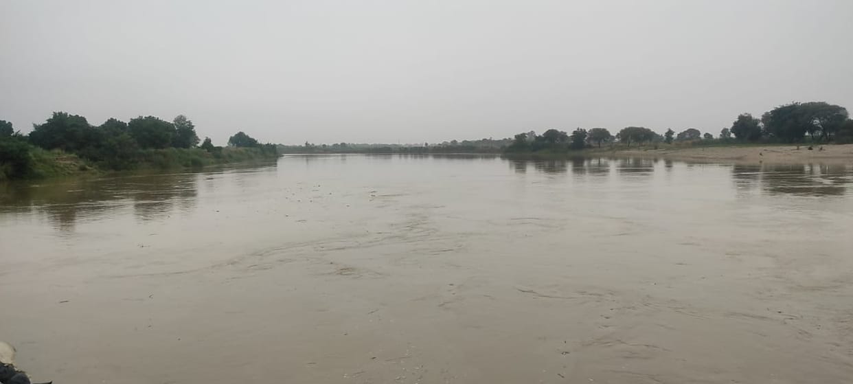 Water level of Saryu, Rapti and Gorra increased, people of 130 villages lost their sleep