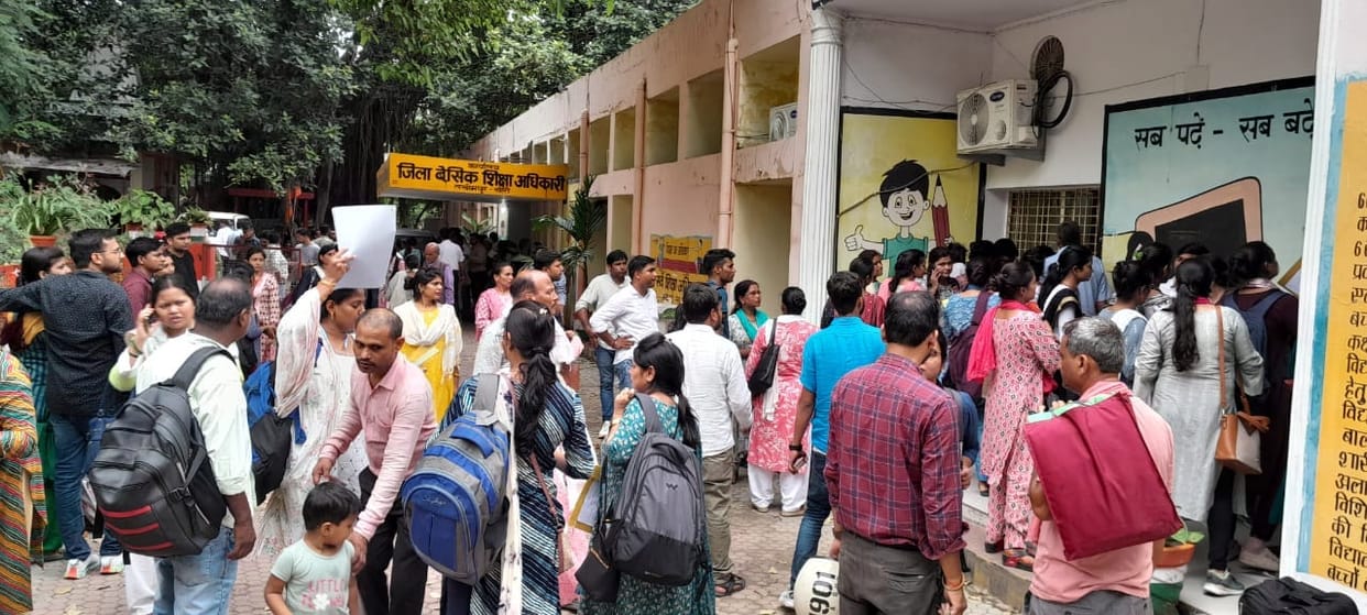 Office open on holiday, teachers relieved