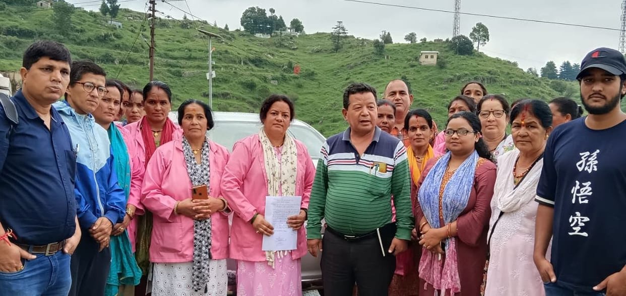 Movement of Asha workers postponed after talks with CMO