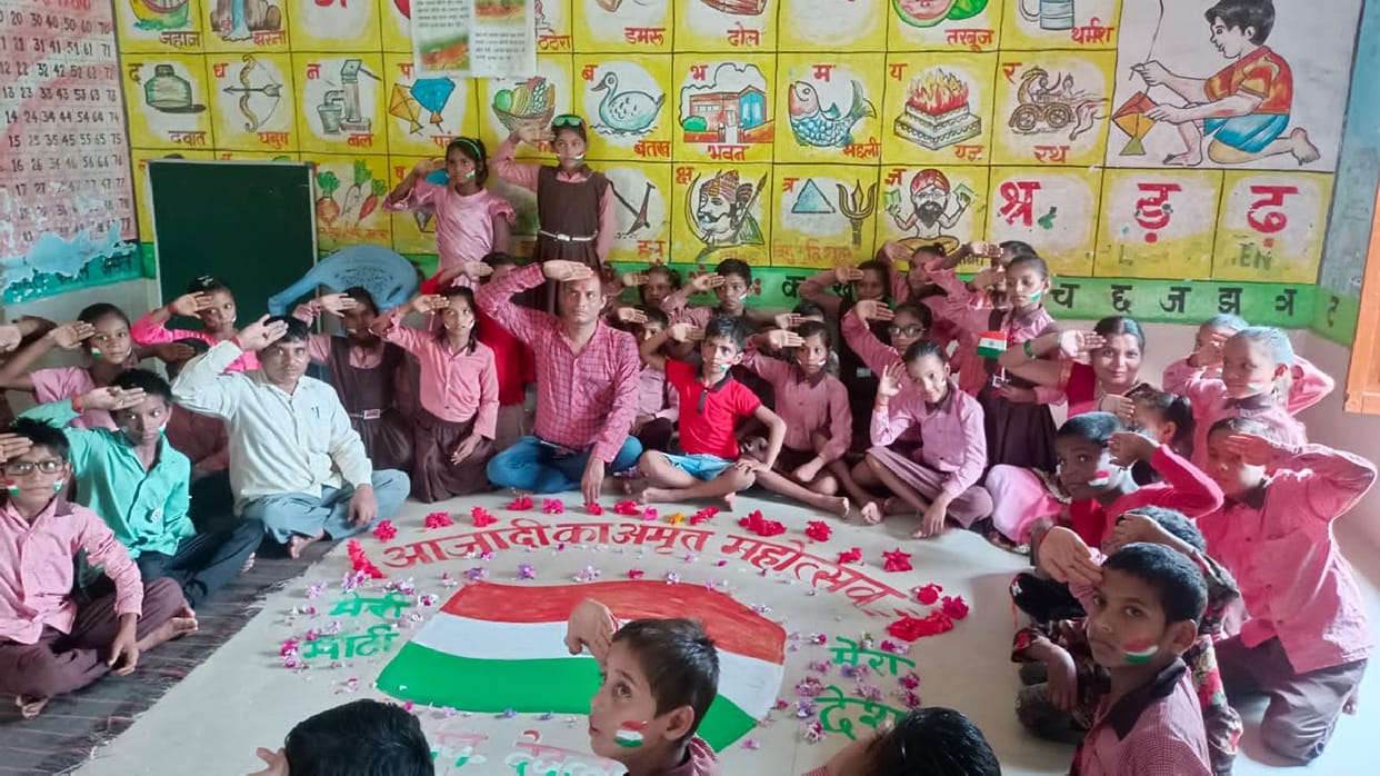 Girl students made Rangeli, children tasted dishes