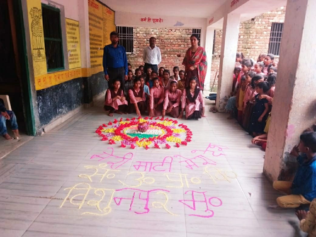 Children took out rally, fascinated by making Rangoli