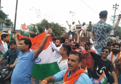 Youth took out Tiranga Yatra, raised enthusiastic slogans