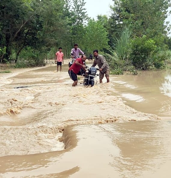 Kho river's water level increased once again, communication with villages cut off