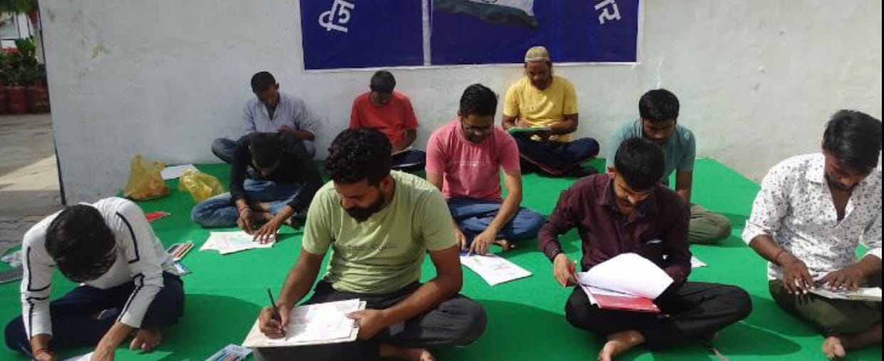 Jail prisoners made tricolor in painting-drawing competition