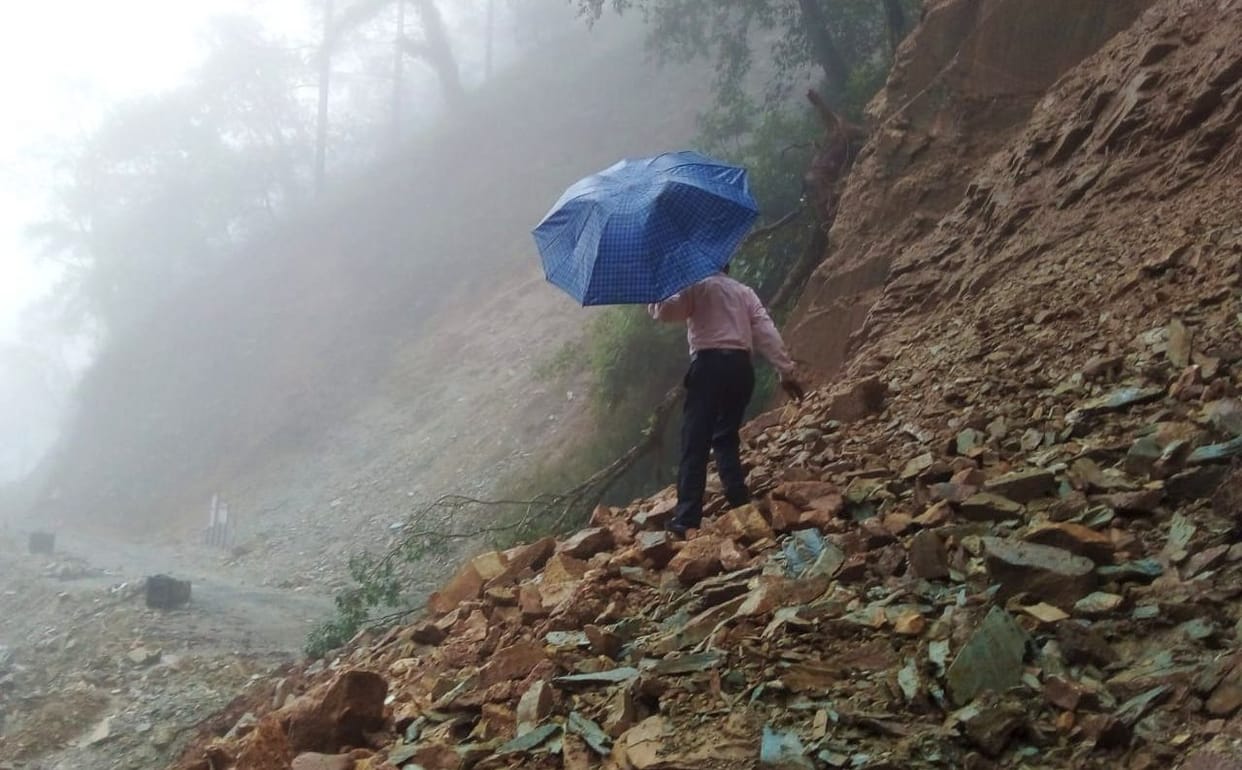 Minister's native village road closed for three months