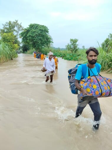 Sharda river started wreaking havoc due to arrival of 2.19 lakh cusecs of water