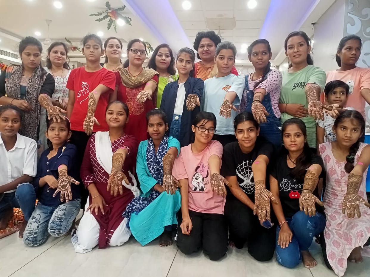 Payal became the Mehndi Queen by creating the most beautiful Mehendi