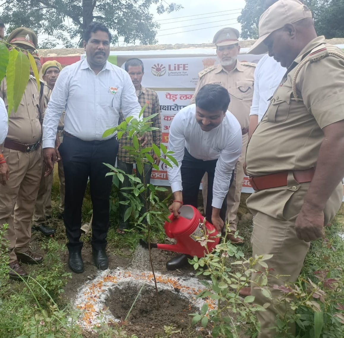 Planted saplings and took a pledge to protect the environment