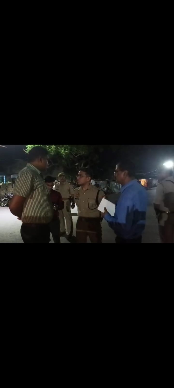 DM, SP raid, 11 private ambulances caught at the gate of Medical College