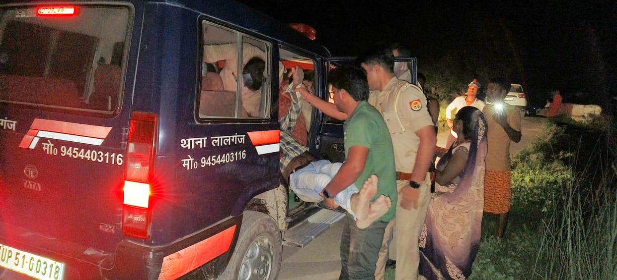 Unknown assailants stabbed the young man on the canal