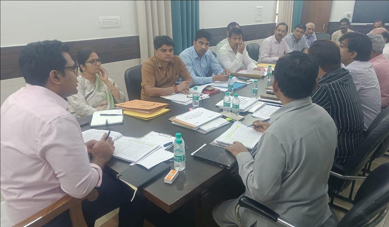All departments should speed up revenue recovery, expressed displeasure over the low recovery of the Electricity Corporation