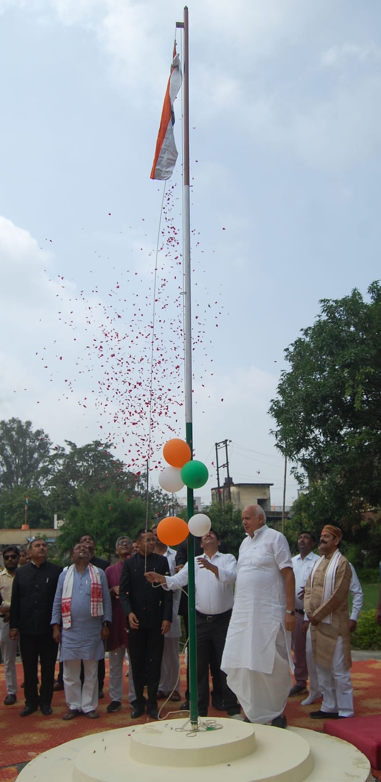 77th Independence Day celebrated with pomp, cultural programs enthralled