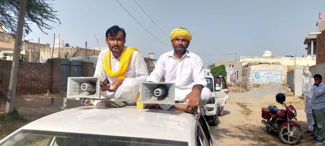 Highway opened on promise, farmers got down from tank