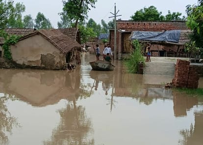 There is no electricity in the flood affected villages for a month