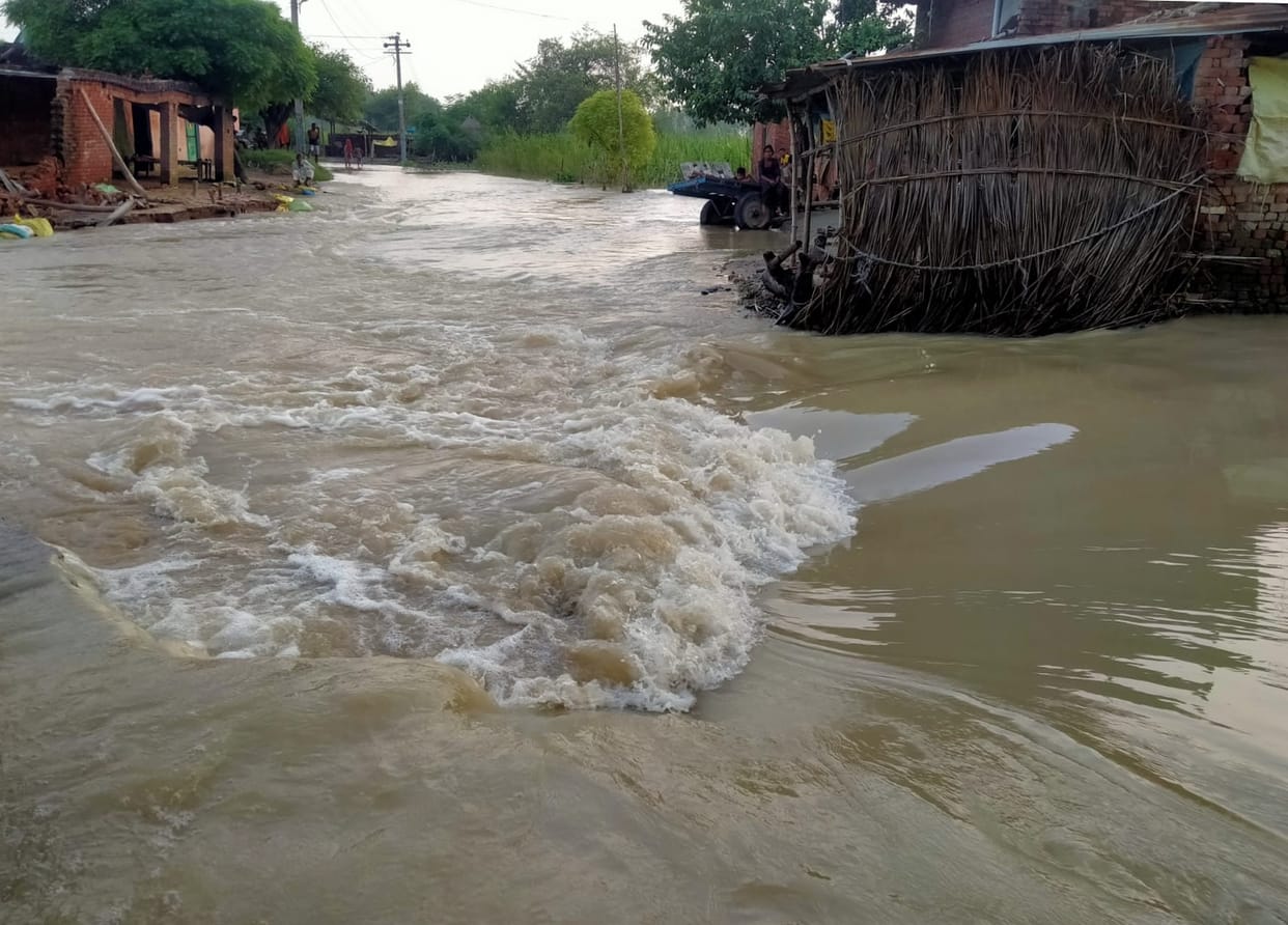 Slight reduction in Ganga's flood, but no relief from flood