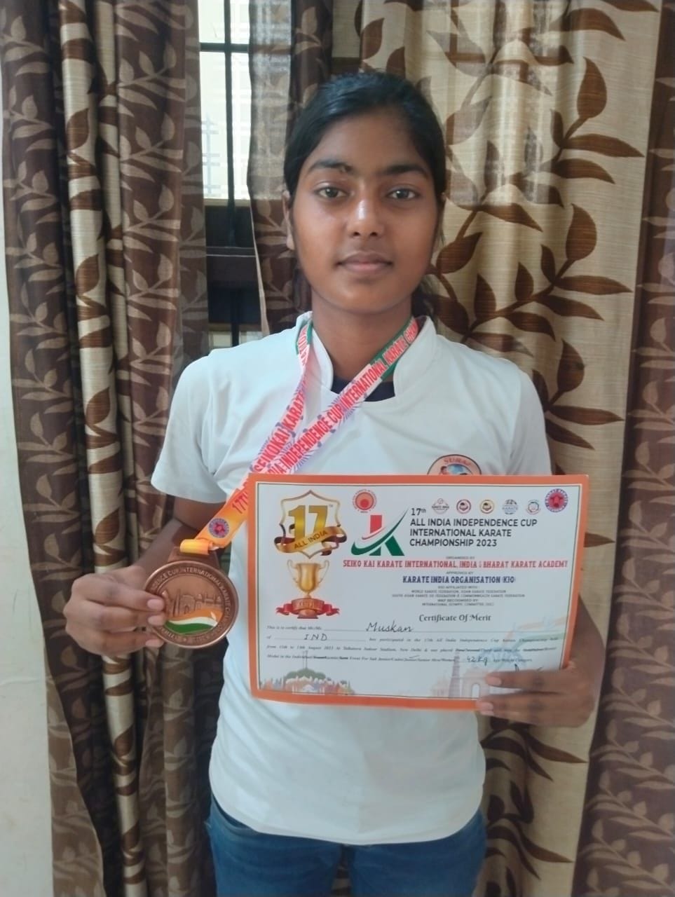 Smile achieved success in karate on the strength of courage